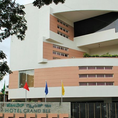 Hotel Grand Bee Bengaluru Zewnętrze zdjęcie